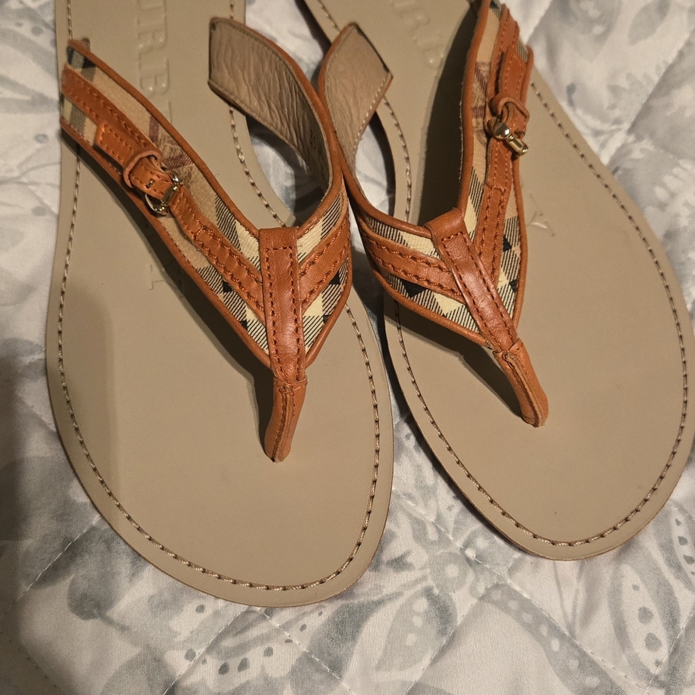 Burberry Tan Leather & Check Thong Sandals - Picture 2 of 4